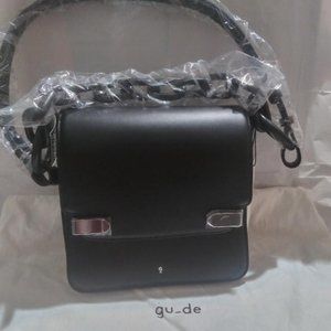 Gu_de Love Bag Twist-lock Tote In Nude